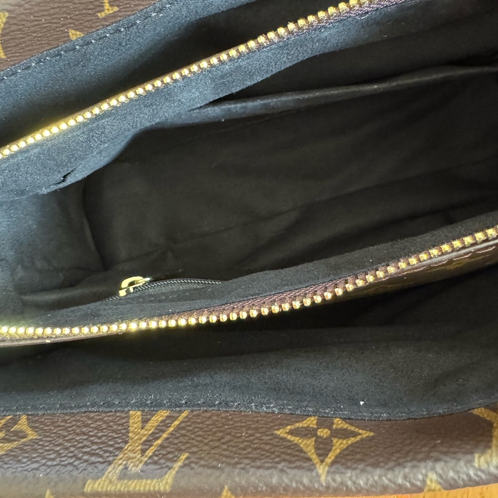 Designer style bag 😍 - Picture 4 of 9